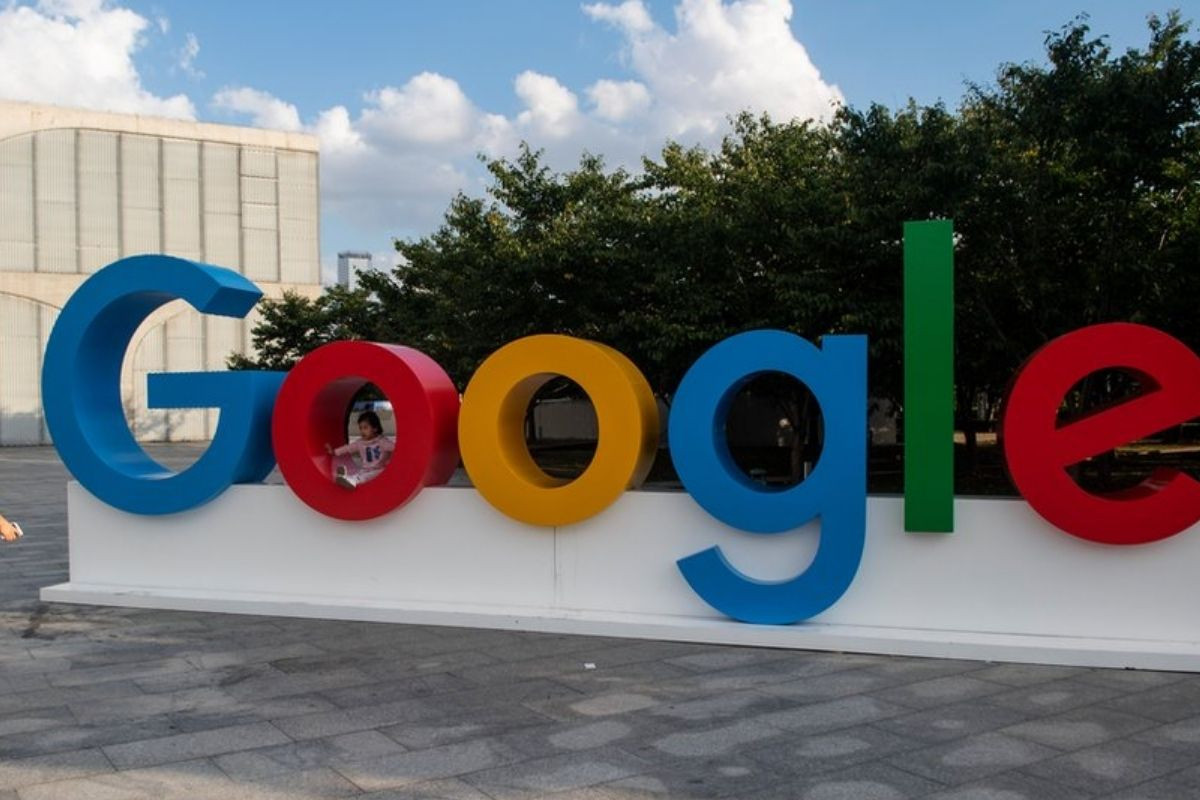 Googlea abnin dijital piyasalar yasasini ihlalden 890 milyon euro ceza kesildi IrTDTewM