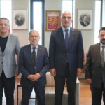 Kultur ve turizm bakani ersoy 15 temmuz dernegi yonetimini agirladi 88EDtvMC