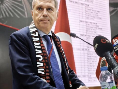 Super lig ekibinde baskan guven tazeledi nTjxREVX