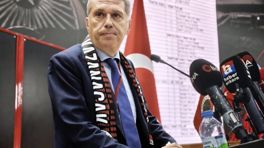Super lig ekibinde baskan guven tazeledi nTjxREVX